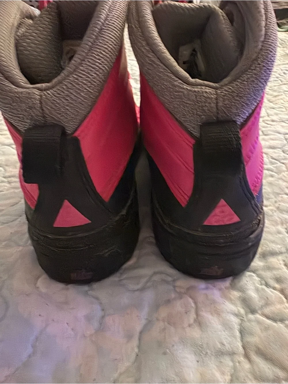 Nike ACG sturdy kids